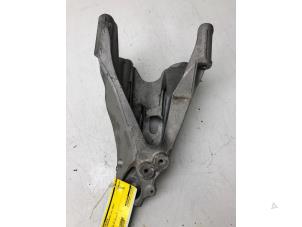 Gebruikte Motorrubber Volkswagen Transporter T6 2.0 TDI 150 Prijs € 69,00 Margeregeling aangeboden door Wessel Parts & Service B.V.