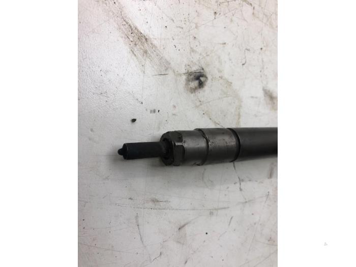 VOLVO V50 1 generation (2003-2012) Injecteur de carburant 0445110251 18269391