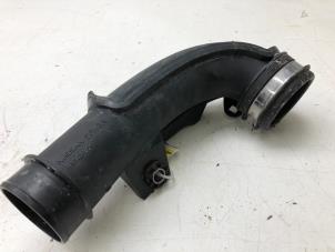 Gebruikte Intercooler Buis Nissan Micra (K14) 1.0 IG-T 100 Prijs € 49,00 Margeregeling aangeboden door Wessel Parts & Service B.V.