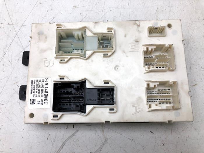 Gebruikte Module Bodycontrol Mercedes Vito (447.6) 2.2 114 CDI 16V Prijs € 103,95 Margeregeling aangeboden door Wessel Parts & Service B.V.