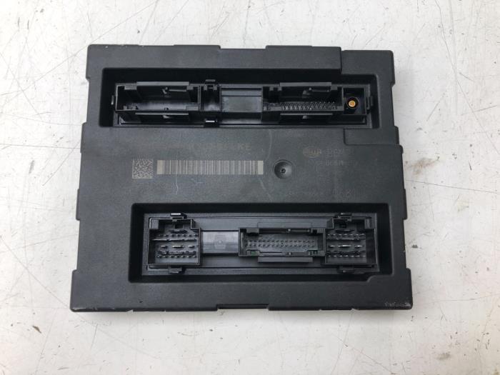 Computer Body Control van een Audi A5 Sportback (8TA) 2.0 TDI 16V 2015