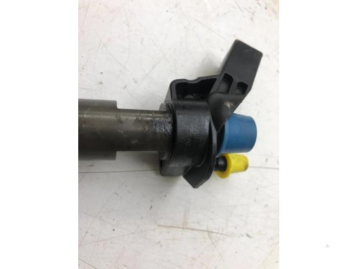 MERCEDES-BENZ M-Class W166 (2011-2015) Injecteur de carburant 6420701387 18328127