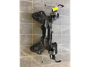 Gebruikte Subframe Peugeot 208 I (CA/CC/CK/CL) 1.2 12V e-THP PureTech 110 Prijs € 125,00 Margeregeling aangeboden door Wessel Parts & Service B.V.