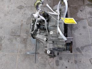 Gebruikte Versnellingsbak Volkswagen Fox (5Z) Prijs € 325,00 Margeregeling aangeboden door Wessel Parts & Service B.V.