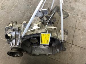 Gebruikte Versnellingsbak Audi A1 (8X1/8XK) 1.6 TDI 16V Prijs € 399,00 Margeregeling aangeboden door Wessel Parts & Service B.V.