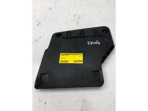 Gebruikte Afdekplaat motor Mercedes S (222.0/222.1) 3.0 S-400d 4-Matic Prijs € 49,00 Margeregeling aangeboden door Wessel Parts & Service B.V.