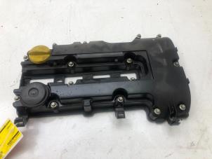Gebruikte Kleppendeksel Opel Corsa E 1.4 16V Prijs € 79,00 Margeregeling aangeboden door Wessel Parts & Service B.V.