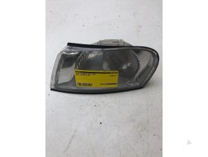 Gebruikte Pinker links Opel Vectra Prijs € 29,00 Margeregeling aangeboden door Wessel Parts & Service B.V.