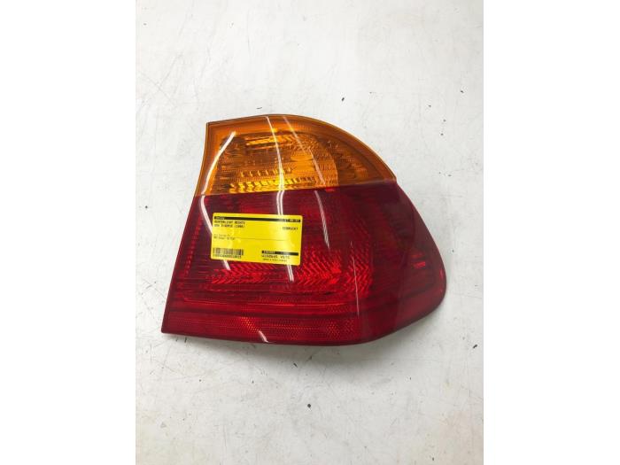 BMW 3 Series E46 (1997-2006) Rear Right Taillight Lamp 8364922 20647345