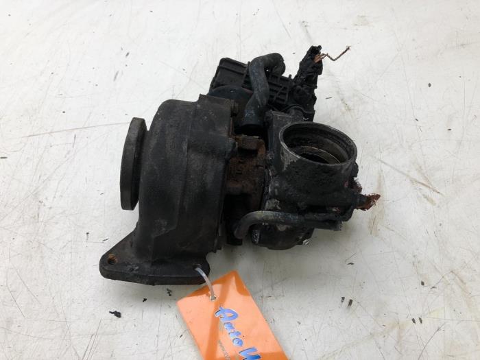 Gebruikte G-lader Mercedes E (W211) 4.0 E-400 CDI 32V Prijs op aanvraag aangeboden door Wessel Parts & Service B.V.