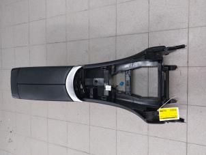 Gebruikte Middenconsoles Mercedes GLC (X253) 2.0 C-220d 16V 4-Matic Prijs € 499,00 Margeregeling aangeboden door Wessel Parts & Service B.V.