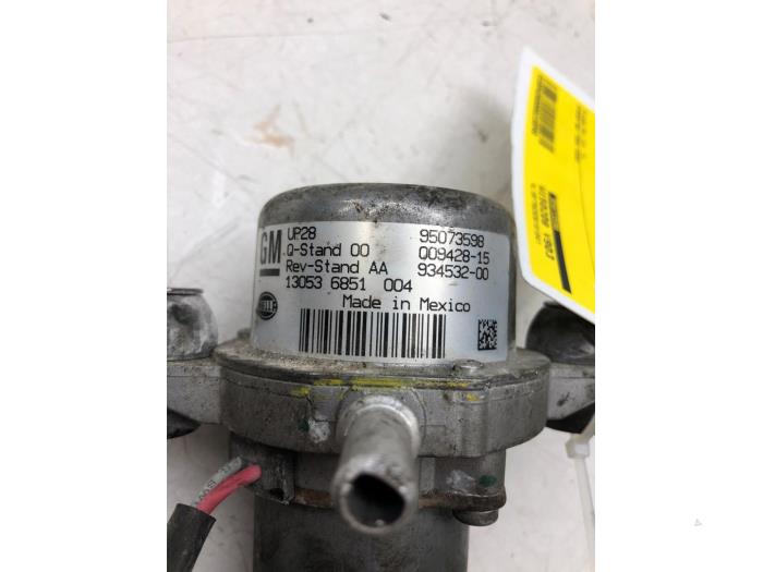 CHEVROLET Trax K13 (2010-2016) Vacuum Pump 95073598 21458793