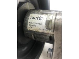 Gebruikte Stuurbekrachtiging Pomp BMW 5 serie (F10) 535d xDrive 24V Prijs € 199,00 Margeregeling aangeboden door Wessel Parts & Service B.V.