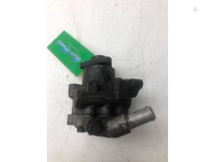 Gebruikte Pomp Servo Volkswagen Transporter/Caravelle T5 2.0 TDI BlueMotion Prijs € 59,00 Margeregeling aangeboden door Wessel Parts & Service B.V.