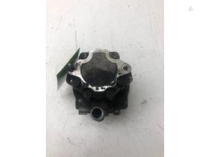 Gebruikte Servopomp Volkswagen New Beetle (9C1/9G1) 2.0 Prijs € 39,00 Margeregeling aangeboden door Wessel Parts & Service B.V.