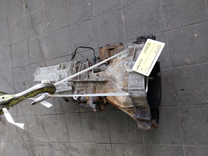 Gebruikte Versnellingsbak Audi A4 (B7) 2.0 TDI 16V Prijs € 366,45 Margeregeling aangeboden door Wessel Parts & Service B.V.
