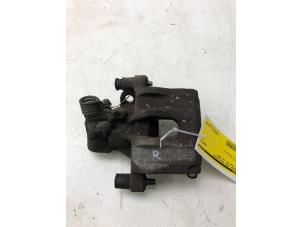 Gebruikte Remklauw (Tang) rechts-achter Ford Focus 2 1.4 16V Prijs € 45,00 Margeregeling aangeboden door Wessel Parts & Service B.V.