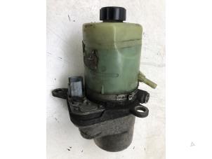 Gebruikte Servopomp Ford Focus 2 Wagon 1.6 TDCi 16V 110 Prijs € 99,00 Margeregeling aangeboden door Wessel Parts & Service B.V.