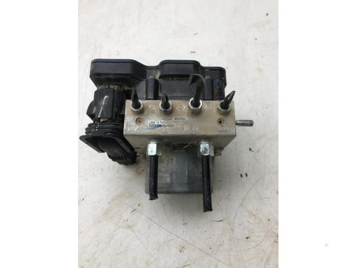 Gebruikte ABS Pomp Nissan Qashqai (J11) Prijs € 236,25 Margeregeling aangeboden door Wessel Parts & Service B.V.
