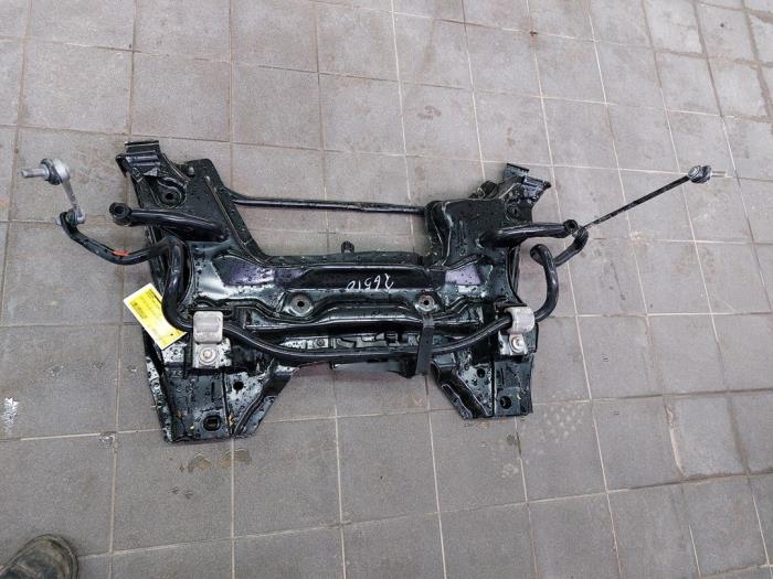 PEUGEOT 2008 1 generation (2013-2020) Front Suspension Subframe 9807026780 21971177