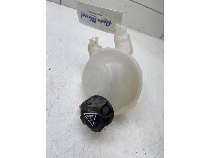 PEUGEOT 2008 1 generation (2013-2020) Expansion Tank 9800777280 21866343