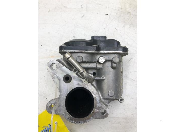 Gebruikte EGR Klep Renault Master III (EV/HV/UV/VA/VB/VD/VF/VG/VJ) 2.3 dCi 145 16V FWD Prijs € 65,10 Margeregeling aangeboden door Wessel Parts & Service B.V.