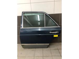 Gebruikte Deur 4Deurs links-achter Mercedes S (W126) 280 SE,SEL Prijs € 299,00 Margeregeling aangeboden door Wessel Parts & Service B.V.