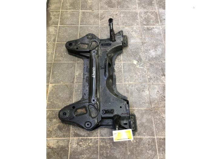 Gebruikte Subframe Opel Mokka 1.2 Turbo 12V Prijs € 313,95 Margeregeling aangeboden door Wessel Parts & Service B.V.