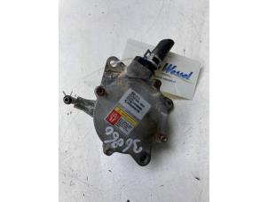 Gebruikte Vacuumpomp (Benzine) Kia Rio IV (YB) 1.0i T-GDi 100 12V Prijs € 59,00 Margeregeling aangeboden door Autobedrijf G.H. Wessel B.V.