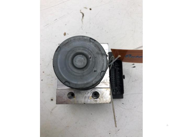 Gebruikte ABS Pomp Mercedes A (W169) 2.0 A-160 CDI 16V Prijs € 40,95 Margeregeling aangeboden door Wessel Parts & Service B.V.
