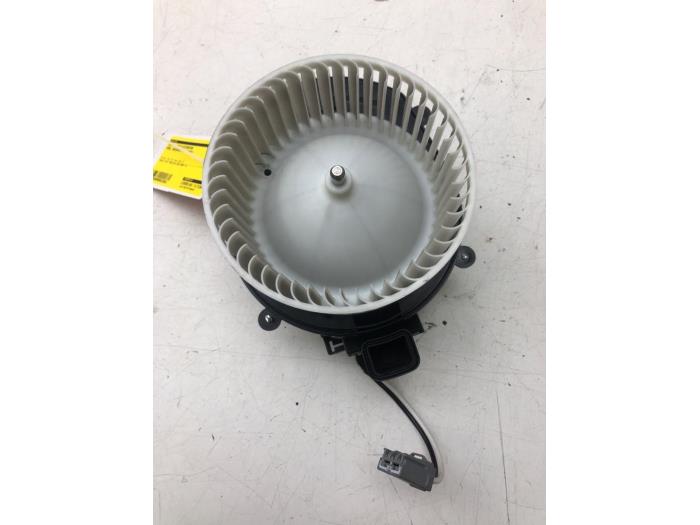 Heating and ventilation fan motor - 9c8a579b-fda3-4216-90e3-333a19a0ec44.jpg