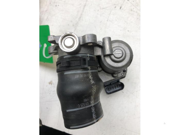 EGR valve - ae26d403-08fd-4b8f-938c-7188e6c21c17.jpg