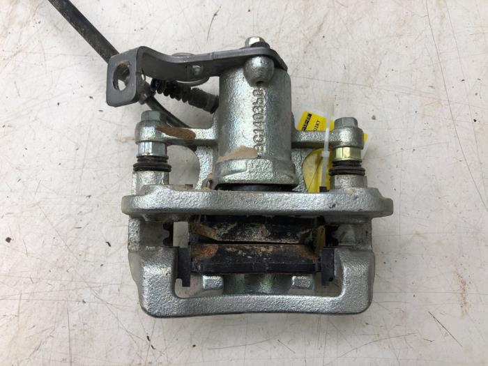 Rear brake calliper, left - e53a365c-a55f-436b-9fbf-cc2da466849e.jpg