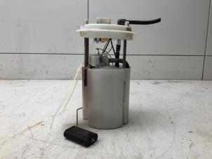 Gebruikte Tank element Pomp Opel Corsa E 1.4 16V Prijs € 49,00 Margeregeling aangeboden door Wessel Parts & Service B.V.