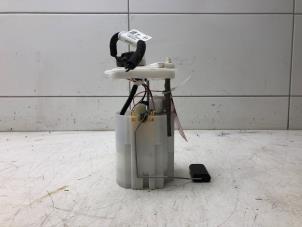 Gebruikte Tank element Pomp Opel Corsa E 1.4 16V Prijs € 49,00 Margeregeling aangeboden door Wessel Parts & Service B.V.