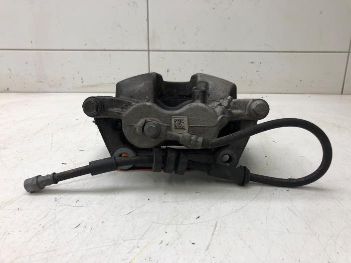 Front brake calliper, right - 6d352b2a-2641-4c7e-92e5-cfd46f61a196.jpg