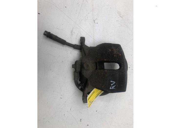 Front brake calliper, right - 7c49d257-12d5-4f3e-8f49-3ad9e7d90a82.jpg
