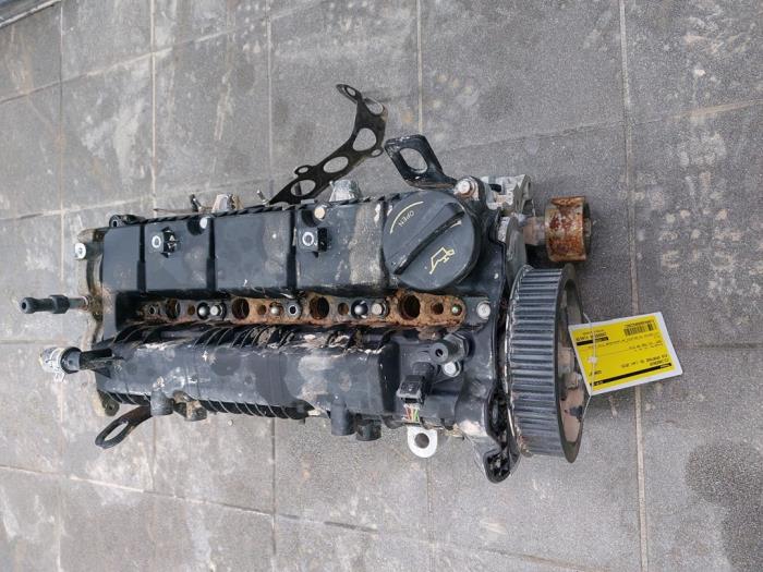 Gebruikte Cilinderkop Kia Sportage (QL) 1.6 CRDi 16V 136 Prijs € 1.048,95 Margeregeling aangeboden door Wessel Parts & Service B.V.