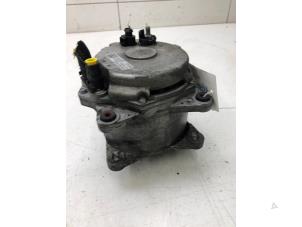 Gebruikte Dynamo Porsche Cayenne II (92A) 4.2 S Diesel V8 32V Prijs € 175,00 Margeregeling aangeboden door Wessel Parts & Service B.V.