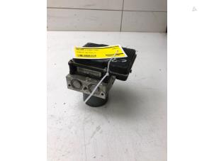Gebruikte ABS Pomp Mercedes E (C207) E-350 CDI V6 24V Prijs € 89,00 Margeregeling aangeboden door Wessel Parts & Service B.V.