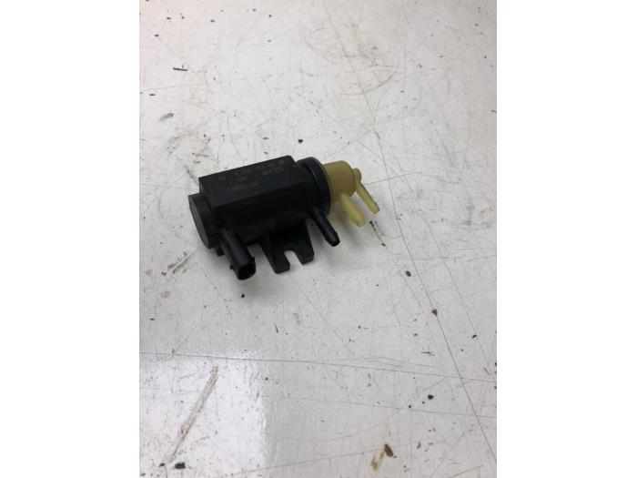Gebruikte Turbodruk sensor Mercedes GLE (V167) 400d 2.9 4-Matic Prijs € 30,45 Margeregeling aangeboden door Wessel Parts & Service B.V.