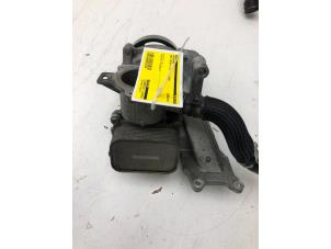 Gebruikte Waterpomp Opel Astra K Sports Tourer 1.2 Turbo 12V Prijs € 249,00 Margeregeling aangeboden door Wessel Parts & Service B.V.