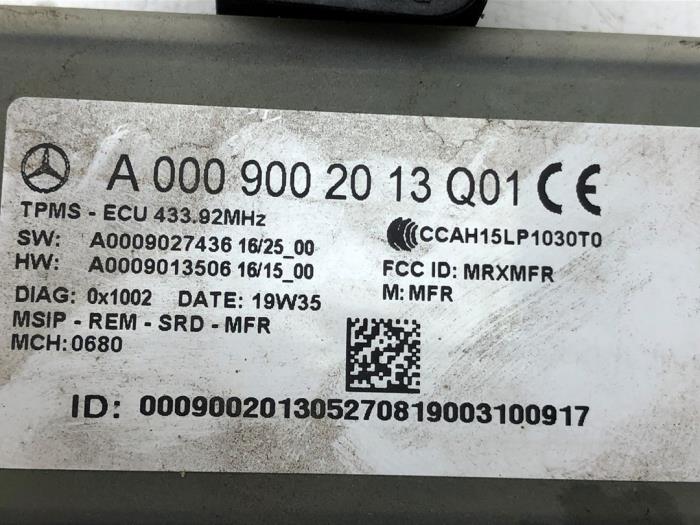 Bandenspanning module van een Mercedes-AMG E AMG (R238) 3.0 E-53 AMG EQ Boost 24V 4-Matic+ 2019