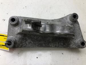 Gebruikte Motorrubber Opel Astra K Sports Tourer 1.2 Turbo 12V Prijs € 59,00 Margeregeling aangeboden door Wessel Parts & Service B.V.