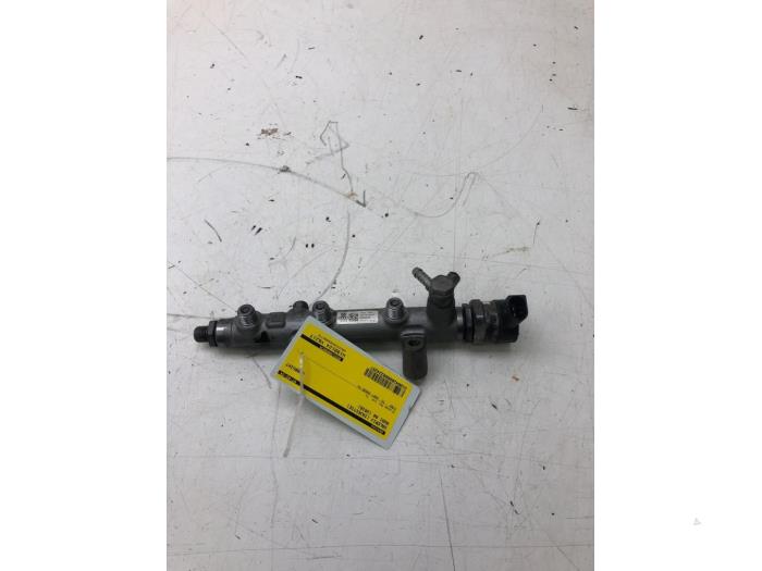 Gebruikte Common rail (Injectie) Audi A8 (D4) 3.0 TDI V6 24V Quattro Prijs € 103,95 Margeregeling aangeboden door Wessel Parts & Service B.V.
