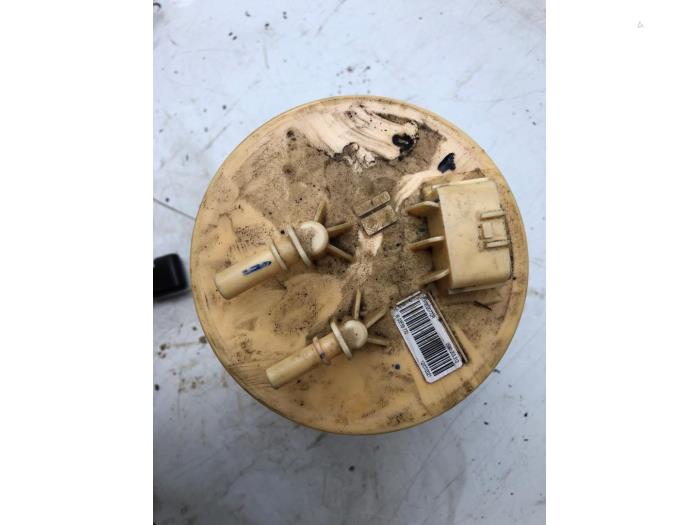 Gebruikte Tank element Pomp Renault Master III (EV/HV/UV/VA/VB/VD/VF/VG/VJ) 2.3 dCi 145 16V FWD Prijs € 131,25 Margeregeling aangeboden door Wessel Parts & Service B.V.