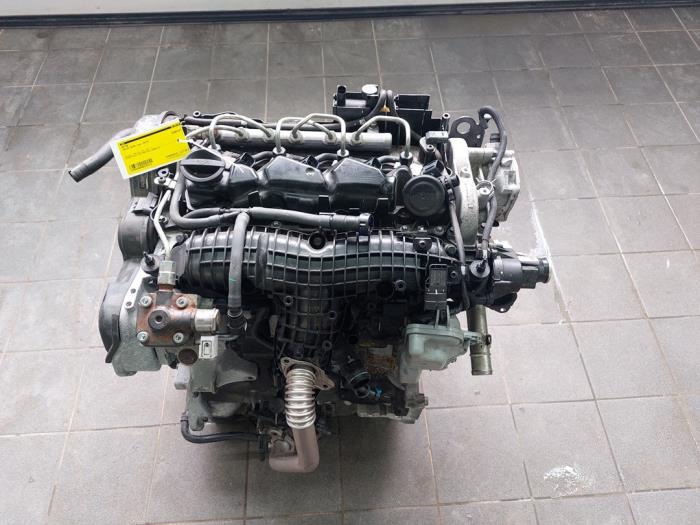 Motor van een Volvo XC40 (XZ) 2.0 D3 16V 2019