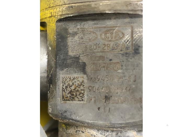 Brandstofpomp Mechanisch van een Kia Sportage (QL) 1.6 T-GDI 16V 4x2 2020