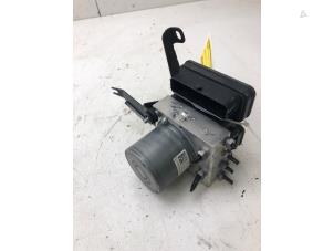 Gebruikte ABS Pomp Mercedes GLB (247.6) 2.0 GLB-220d 4-Matic Prijs € 475,00 Margeregeling aangeboden door Wessel Parts & Service B.V.