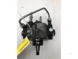 Gebruikte Dieselpomp Opel Astra K Sports Tourer 1.6 CDTI 110 16V Prijs € 149,00 Margeregeling aangeboden door Wessel Parts & Service B.V.